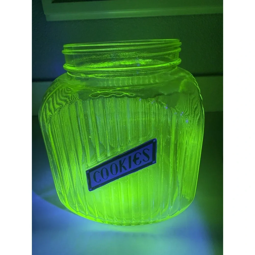 Anchor Hocking Hoosier Green Uranium Depression Glass Cookie Jar Ribbed Label